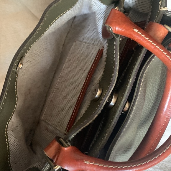 Dooney and Bourke elephant purse w/handles and crossbody adjustable strap - Picture 10 of 16